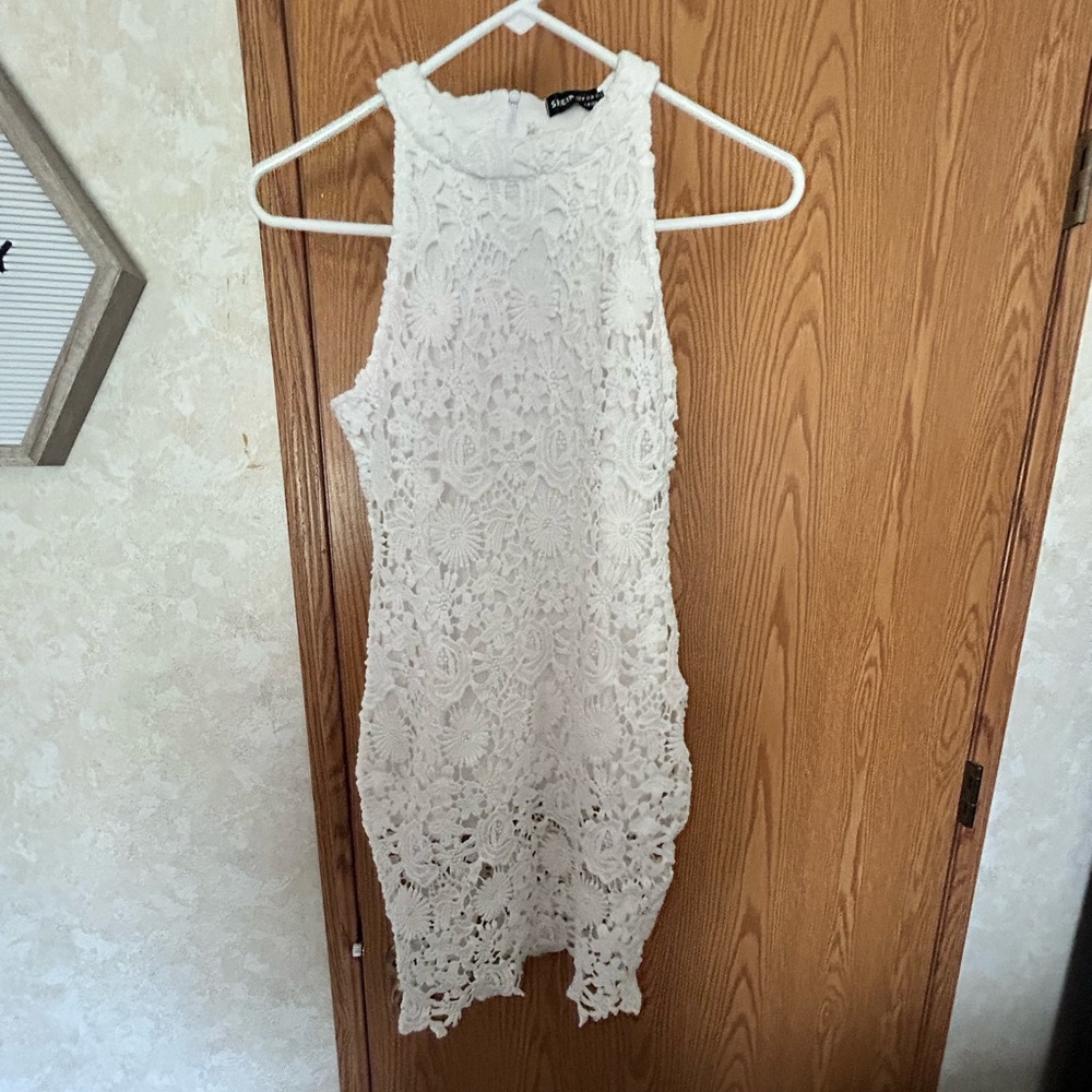 Elegant White Lace Dress